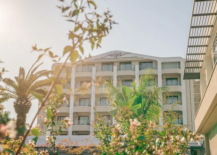 Random By Lookbookholiday Hotel