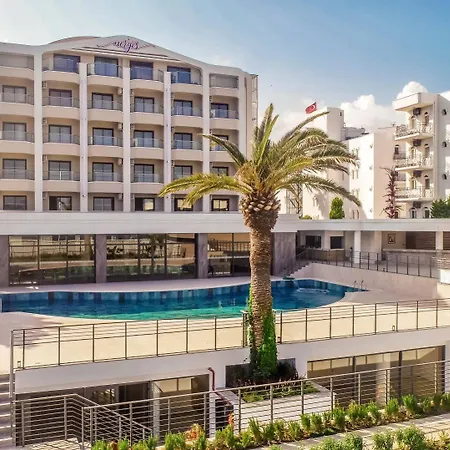 Random By Lookbookholiday Hotel 3*