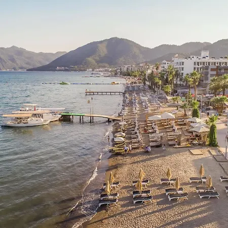Hotel Random By Lookbookholiday Marmaris