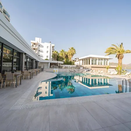 Random By Lookbookholiday Hotel