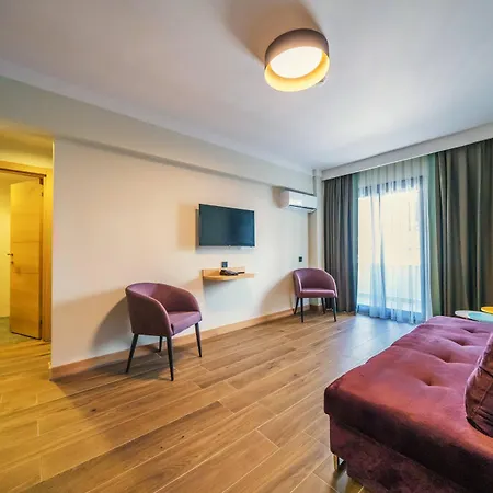 Random By Lookbookholiday Ξενοδοχείο 3*