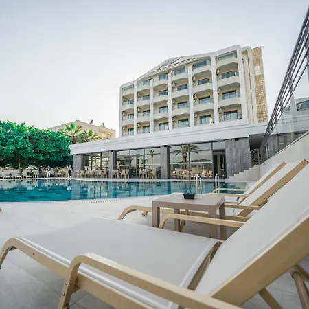 Hotel Random By Lookbookholiday Marmaris