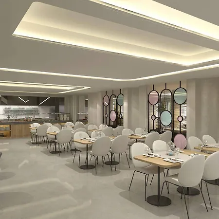 Hotel Random By Lookbookholiday