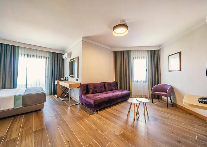 Random By Lookbookholiday 3*