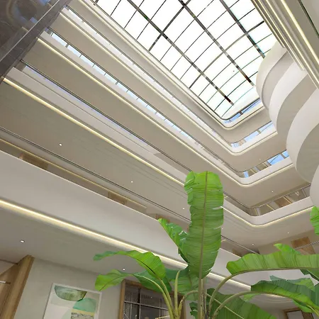 Hotel Random By Lookbookholiday 3*