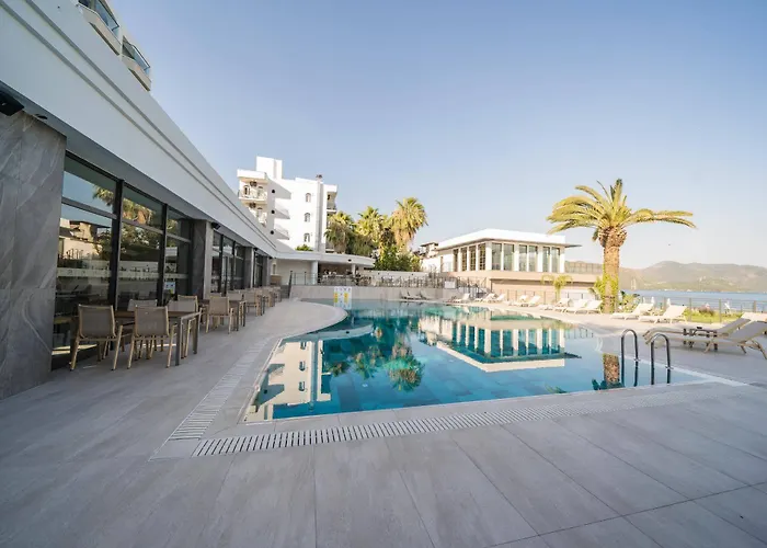 Random By Lookbookholiday Hotel